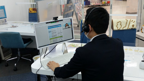 オンライン相談経験の豊富なスタッフが対応いたします。